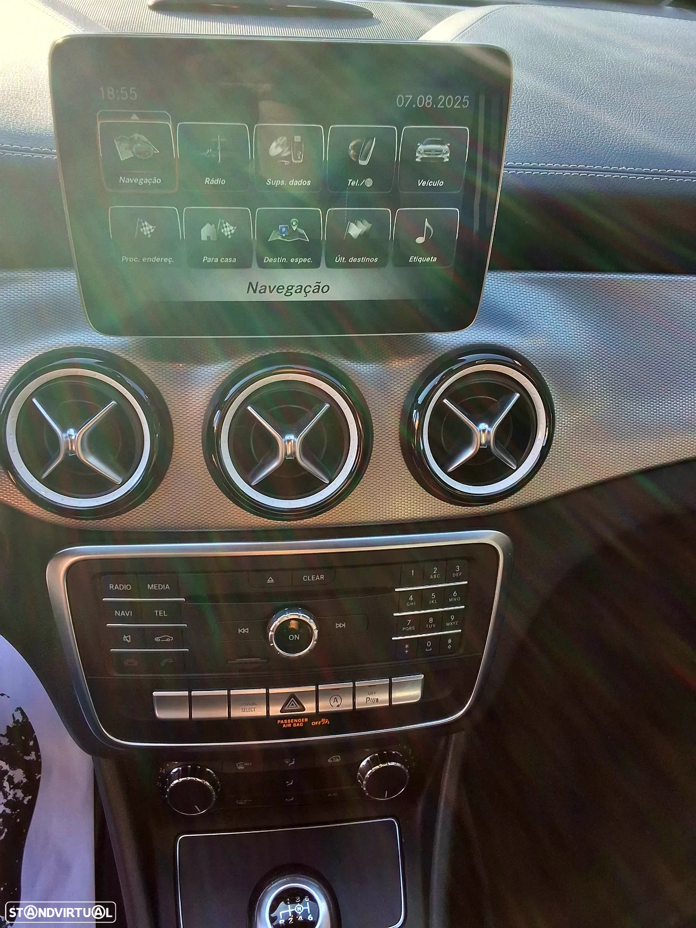 Mercedes-Benz CLA 180 d Shooting Brake AMG Line - 10