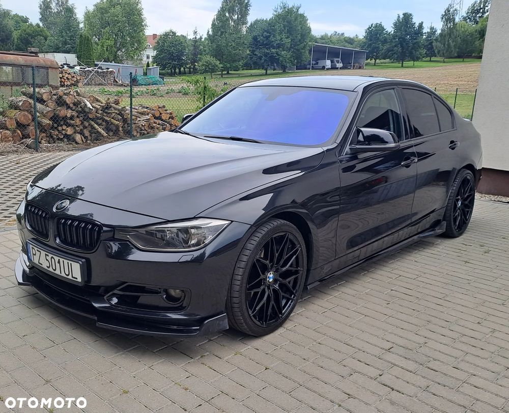 BMW Seria 3 320i Sport Line - 3