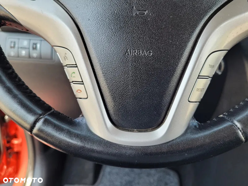 Hyundai ix20 - 23