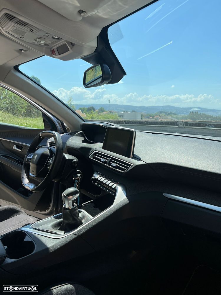 Peugeot 3008 - 8