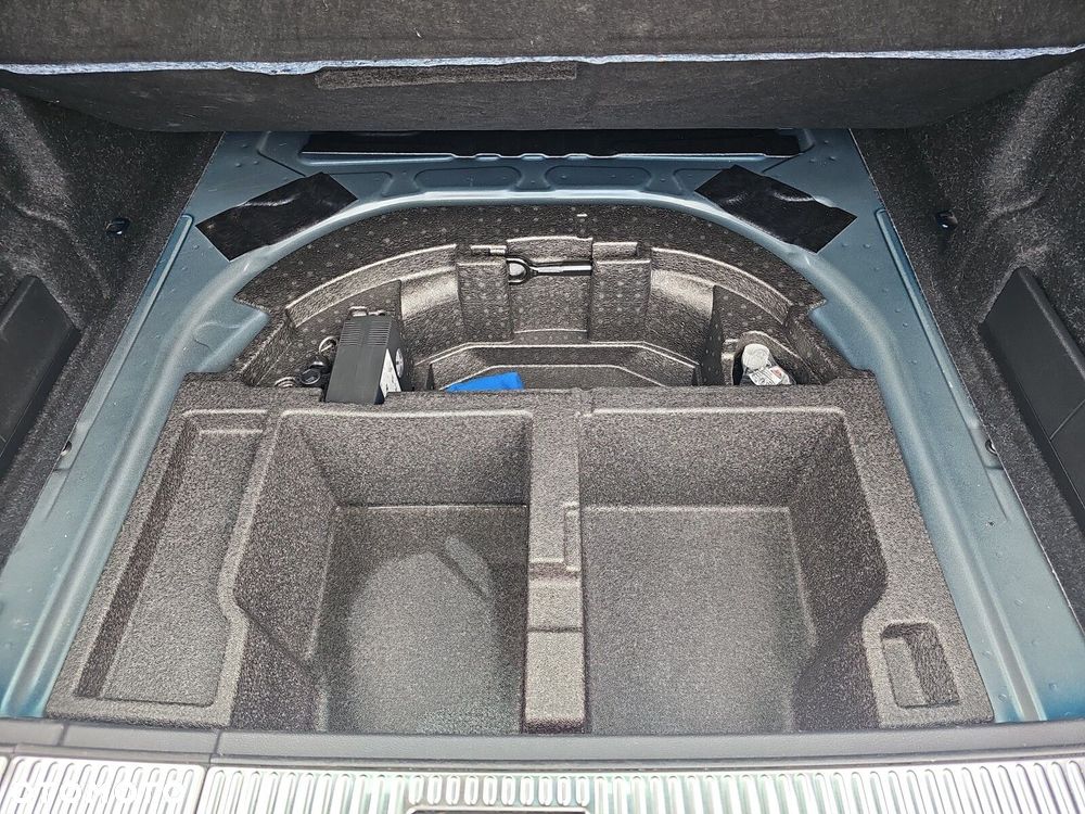 Skoda Superb 2.0 TDI DSG L&K - 37