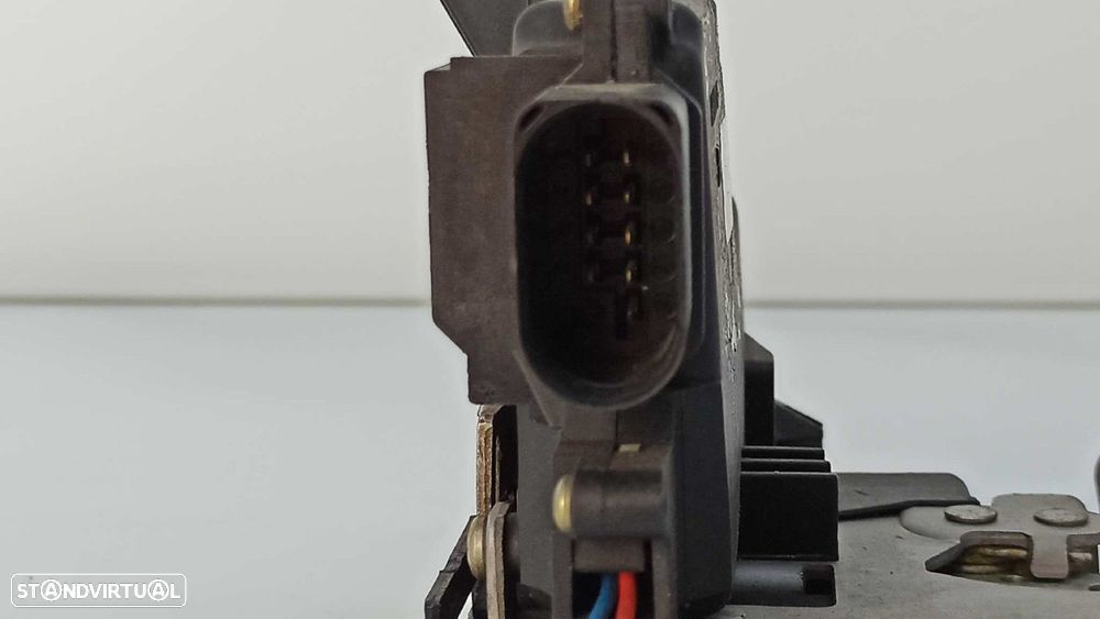 FECHADURA PORTA FRENTE ESQUERDA AUDI A4 BERLINA (8E) 2.5 TDI QUATTRO (132KW) - 2