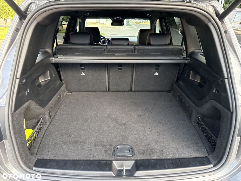 Mercedes-Benz GLB - 26