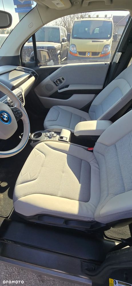 BMW i3 (60 Ah) - 10