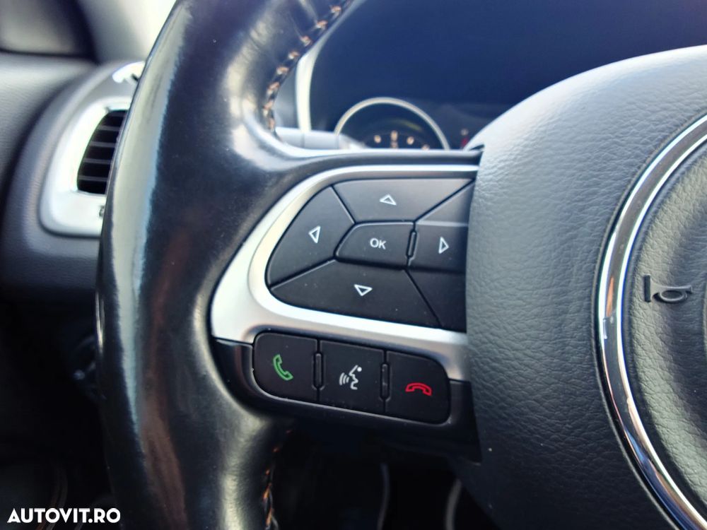 Jeep Compass 2.0 MultiJet Active Drive Automatik Business Line - 17