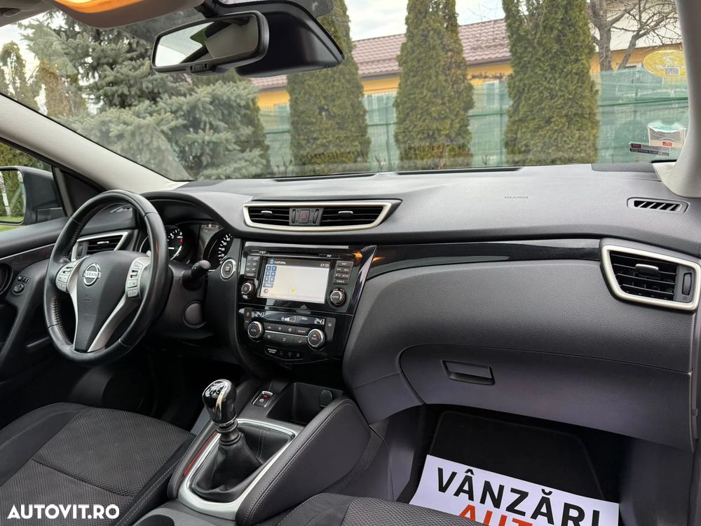 Nissan Qashqai 1.6 DCI N-Connecta - 6