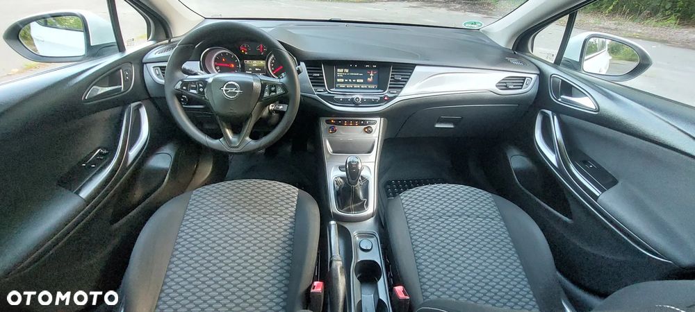 Opel Astra - 26