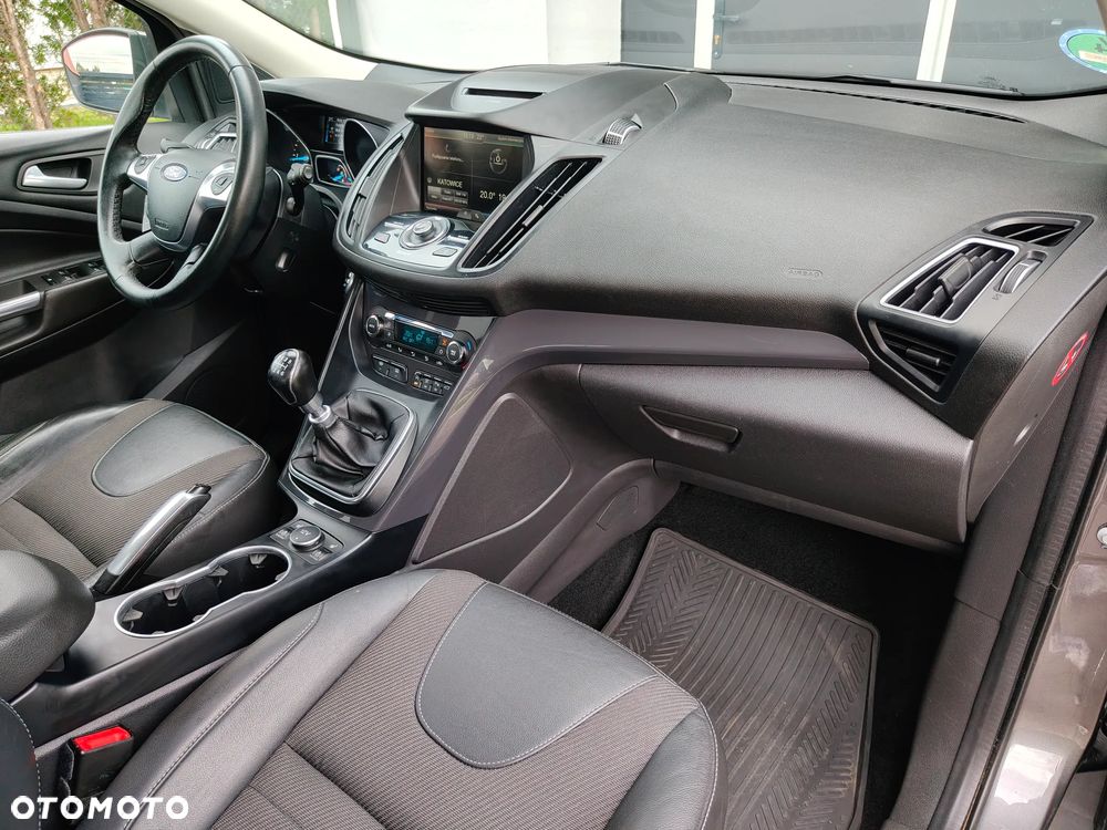 Ford Kuga 2016