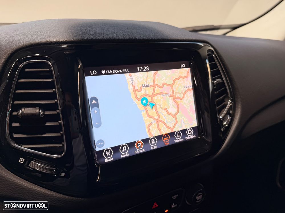 Jeep Compass 1.3 T Limited DCT - 18
