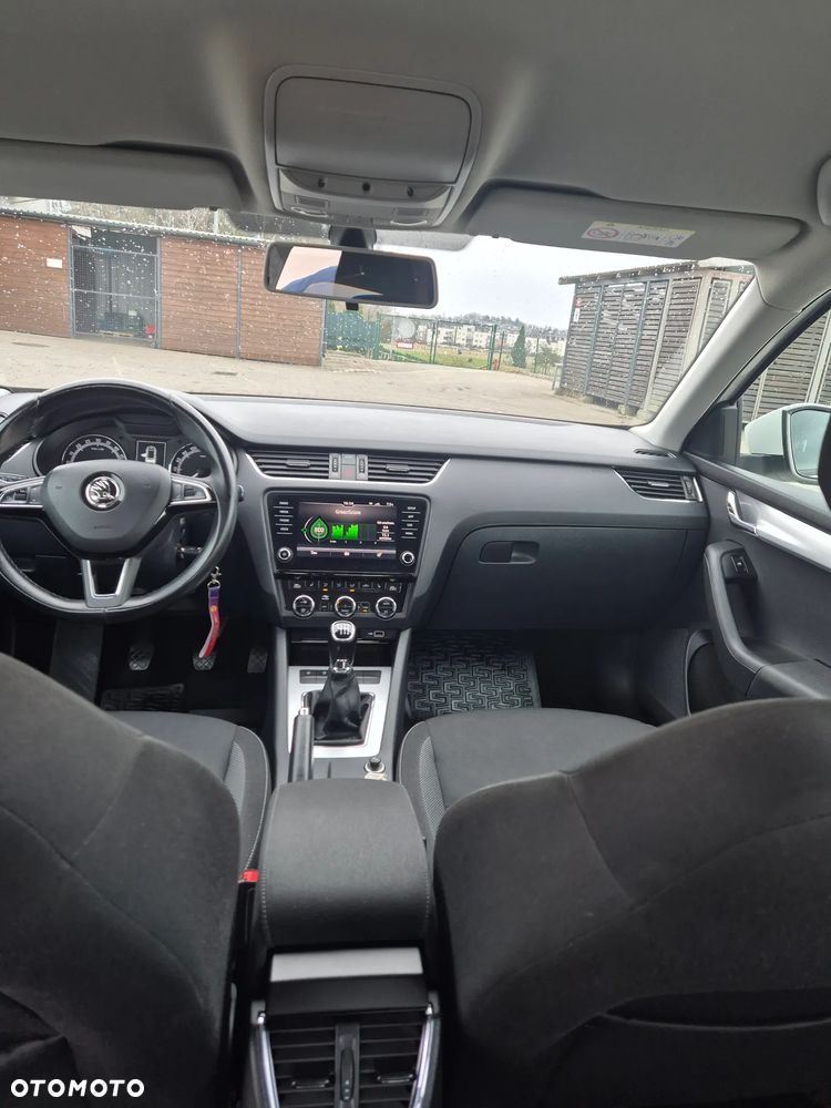 Skoda Octavia - 16