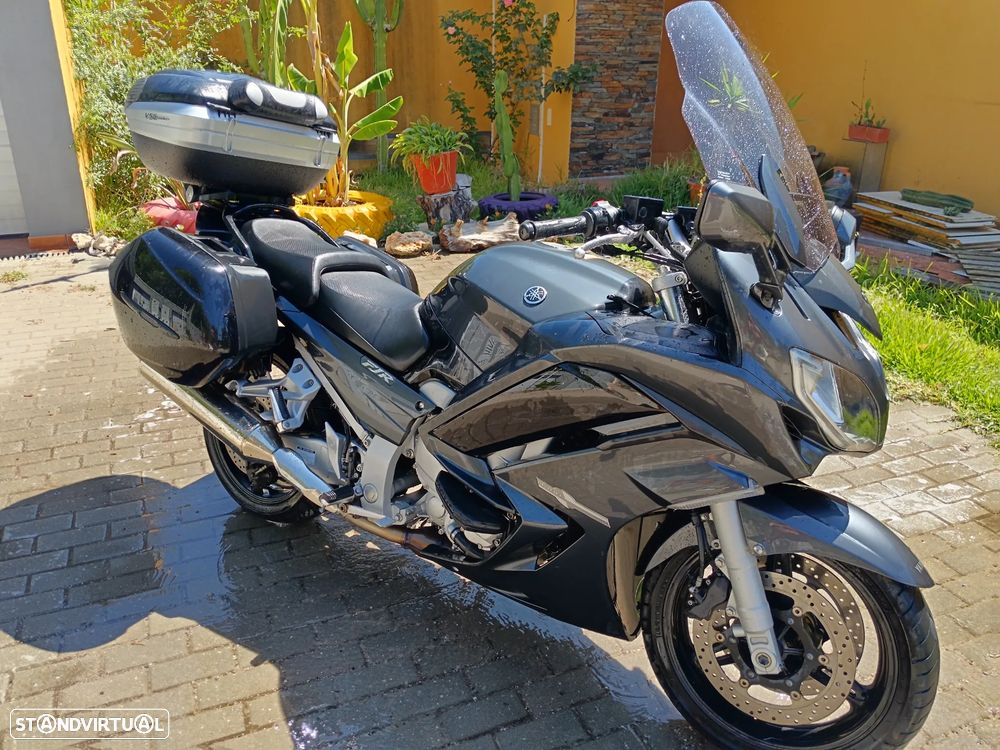 Yamaha FJR - 1