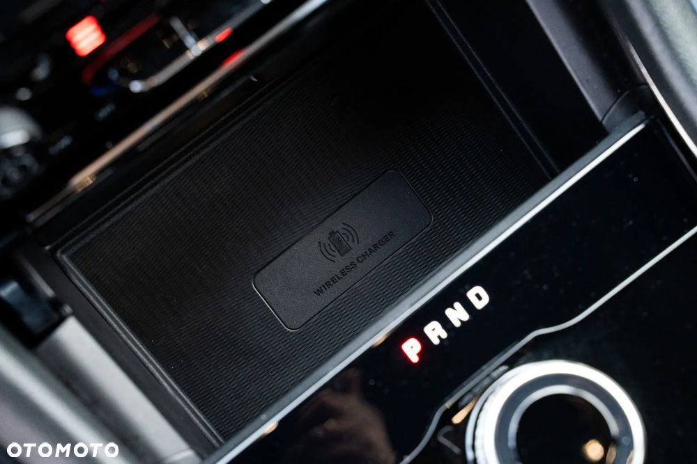 Jeep Grand Cherokee - 33