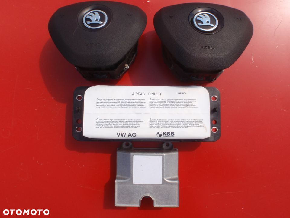 SKODA CITIGO FABIA II LIFT OCTAVIA SUPERB 3 III PODUSZKA POWIETRZNA KIEROWCY AIRBAG PASAŻERA naprawa - 1
