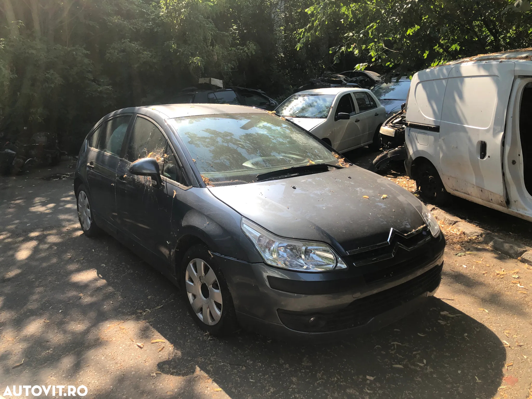 Dezmembrez Citroen C4 gri bleo 2006 benzina - 4