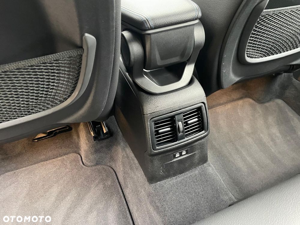 BMW X1 - 31