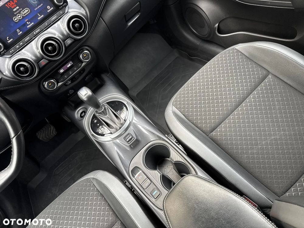 Nissan Juke 1.6 Hybrid N-Connecta AMT - 16