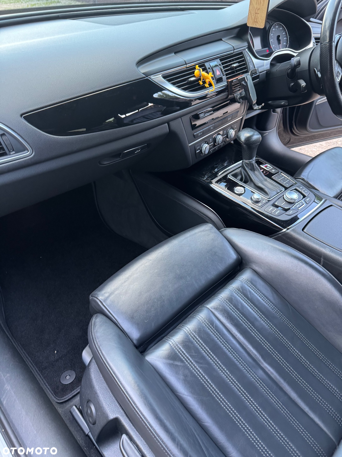 Audi A6 2.0 TDI ultra S tronic - 13