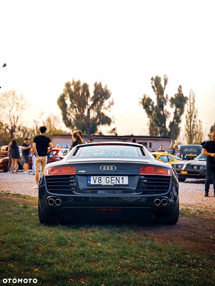 Audi R8 Coupé - 18