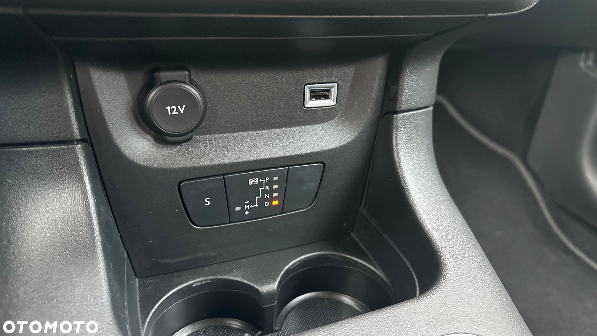 Citroën C3 1.2 PureTech Shine S&S EAT6 - 15