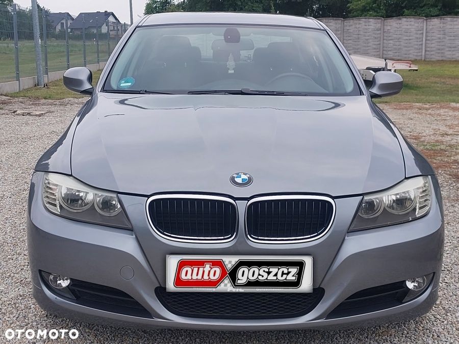 BMW Seria 3 320i Edition Lifestyle - 12