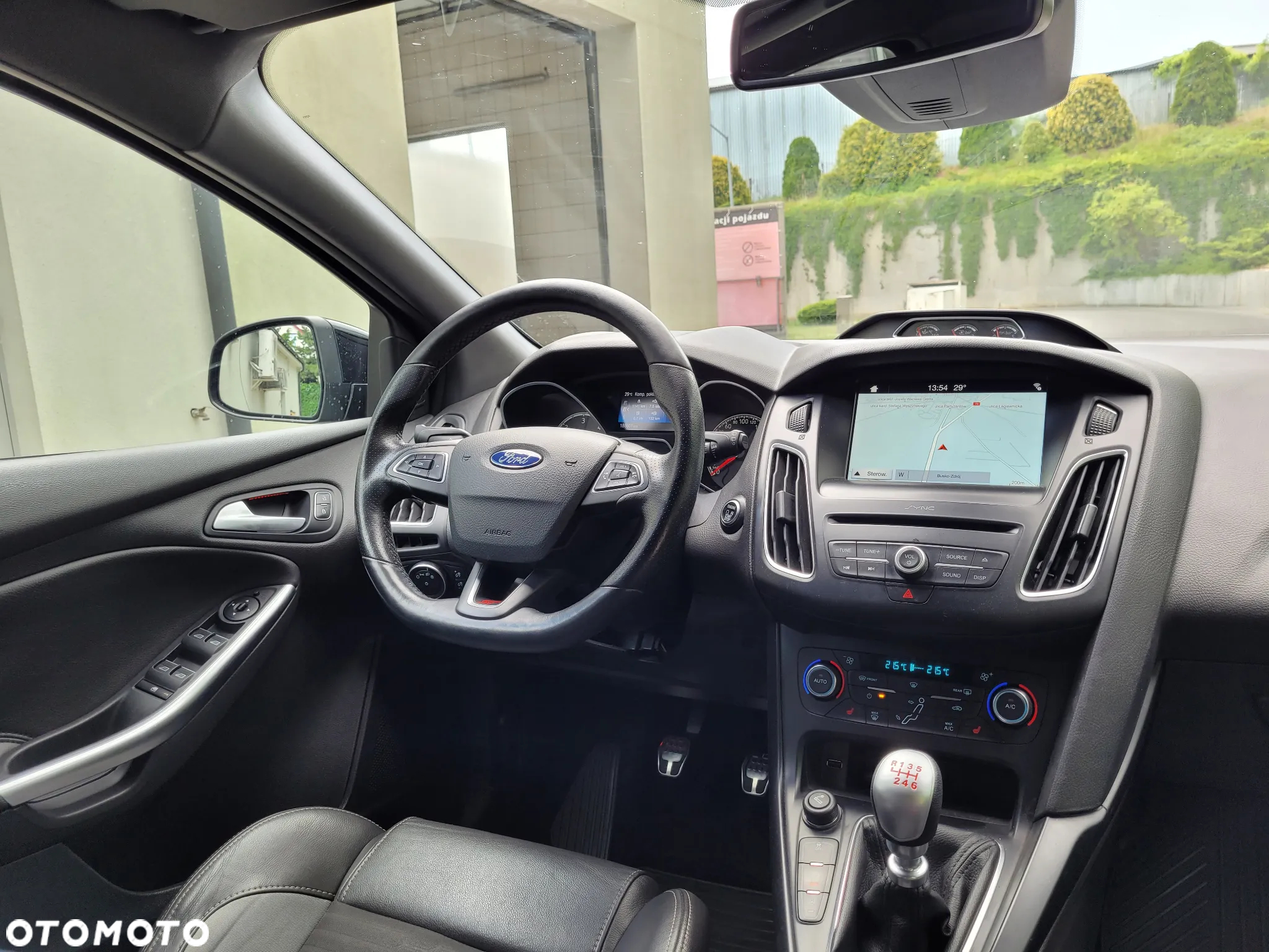 Ford Focus Turnier 2.0 TDCi ST mit Leder-Sport-Paket - 17
