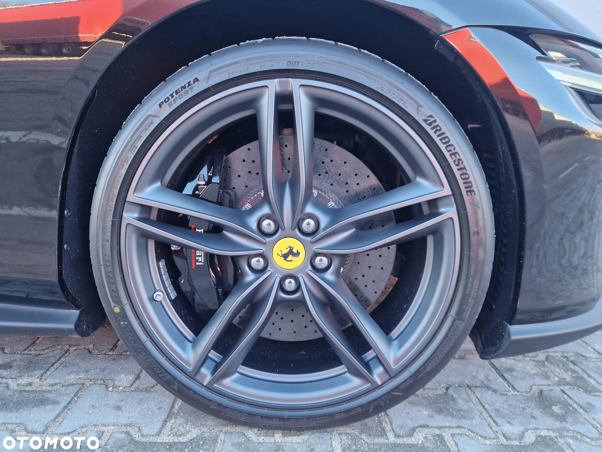 Ferrari Roma - 9
