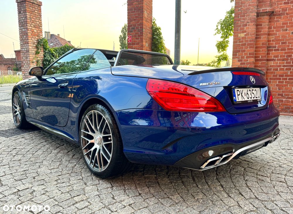 Mercedes-Benz SL 63 AMG - 24