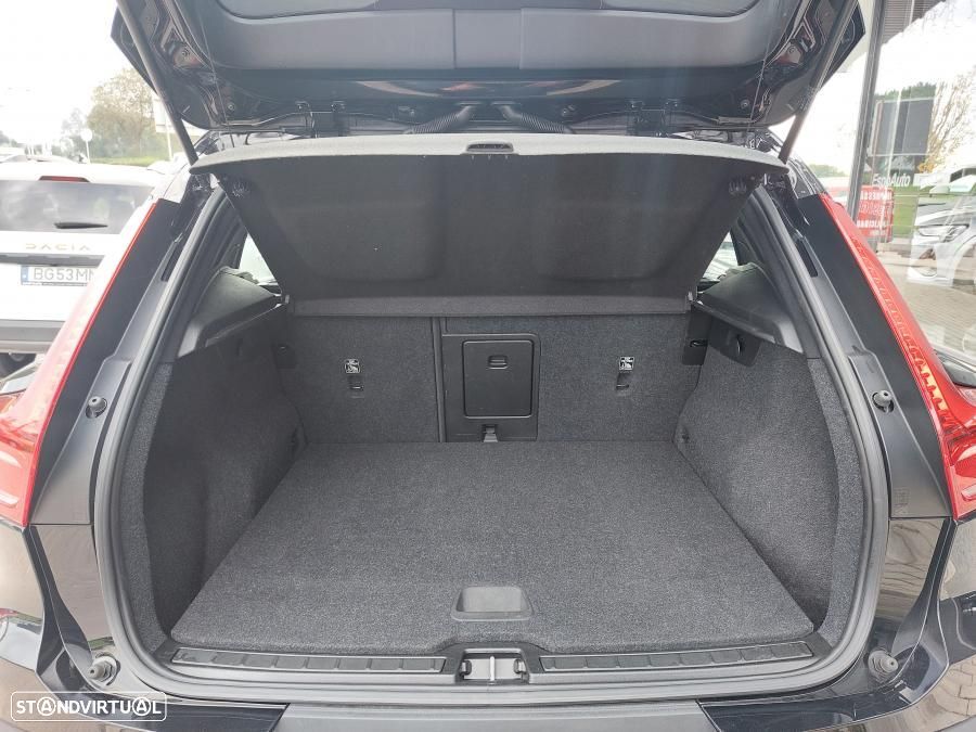 Volvo XC 40 2.0 D3 Momentum - 40