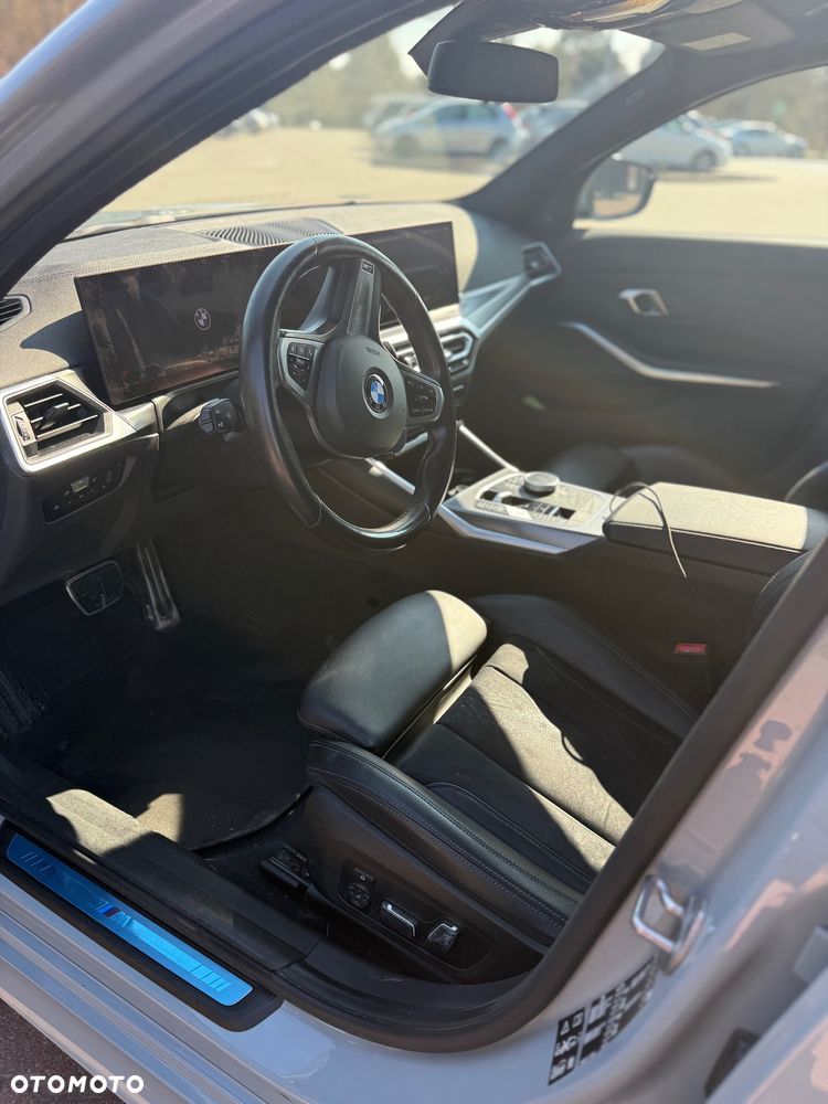 BMW Seria 3 330i M Sport - 20