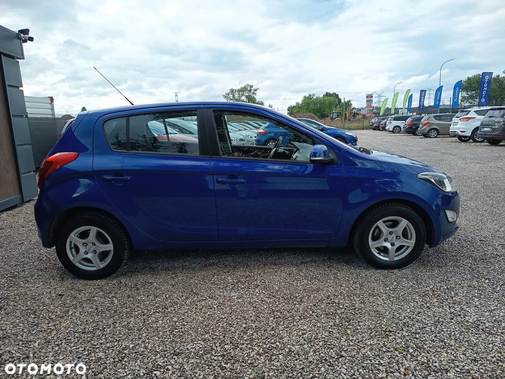 Hyundai i20 1.25 Comfort - 11