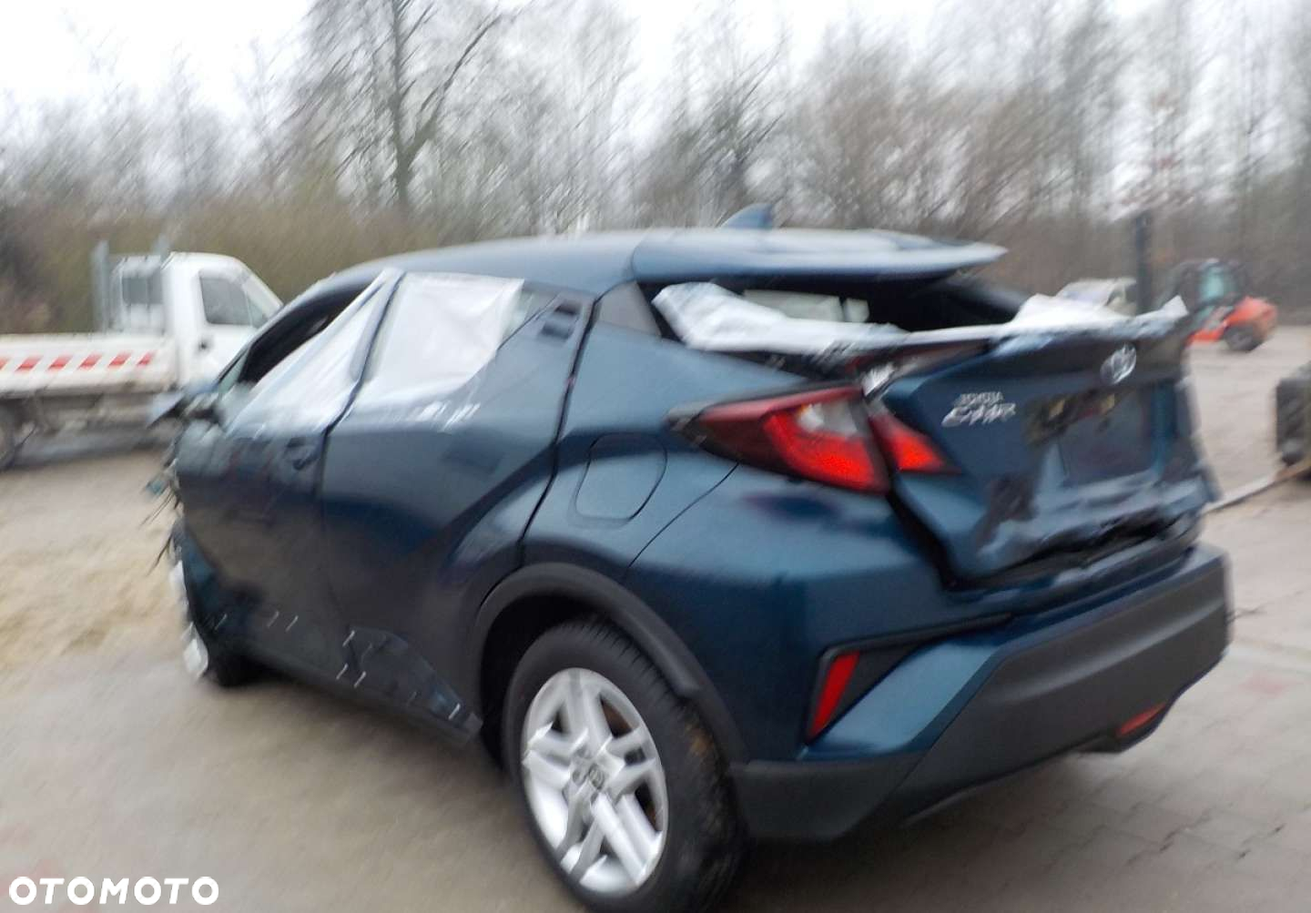 Toyota C-HR - 15