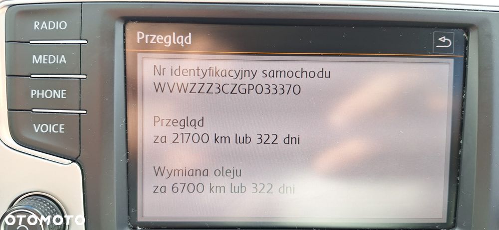 Volkswagen Passat - 18