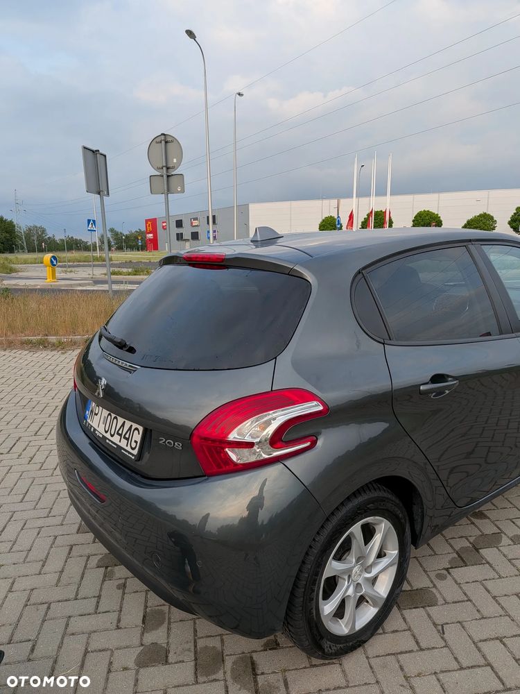 Peugeot 208 1.2 PureTech Style - 7