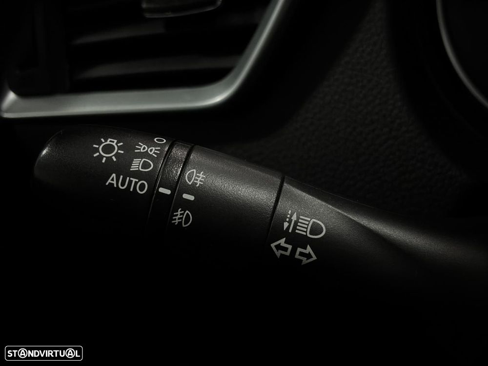 Nissan Qashqai 1.6 dCi Tekna Premium Pele S Alcantara Xtronic - 21