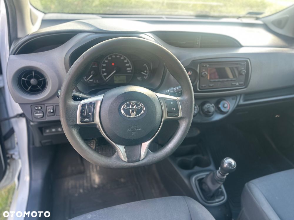 Toyota Yaris 1.5 Active - 15