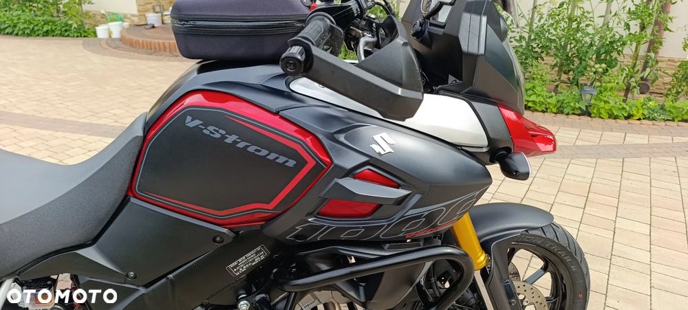 Suzuki V-STROM - 27