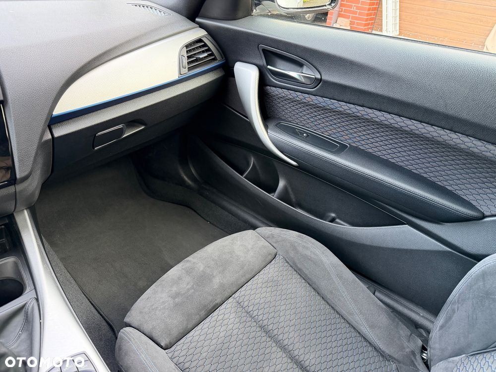 BMW Seria 2 220i M Sport - 34