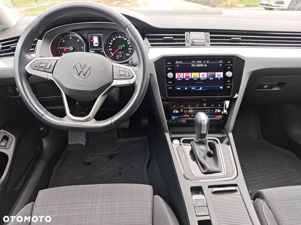 Volkswagen Passat 2.0 TDI SCR DSG Business - 10