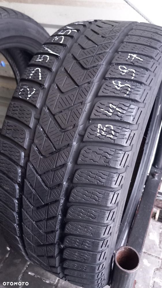 235/35/19 Pirelli SottoZero 3 91V - 2