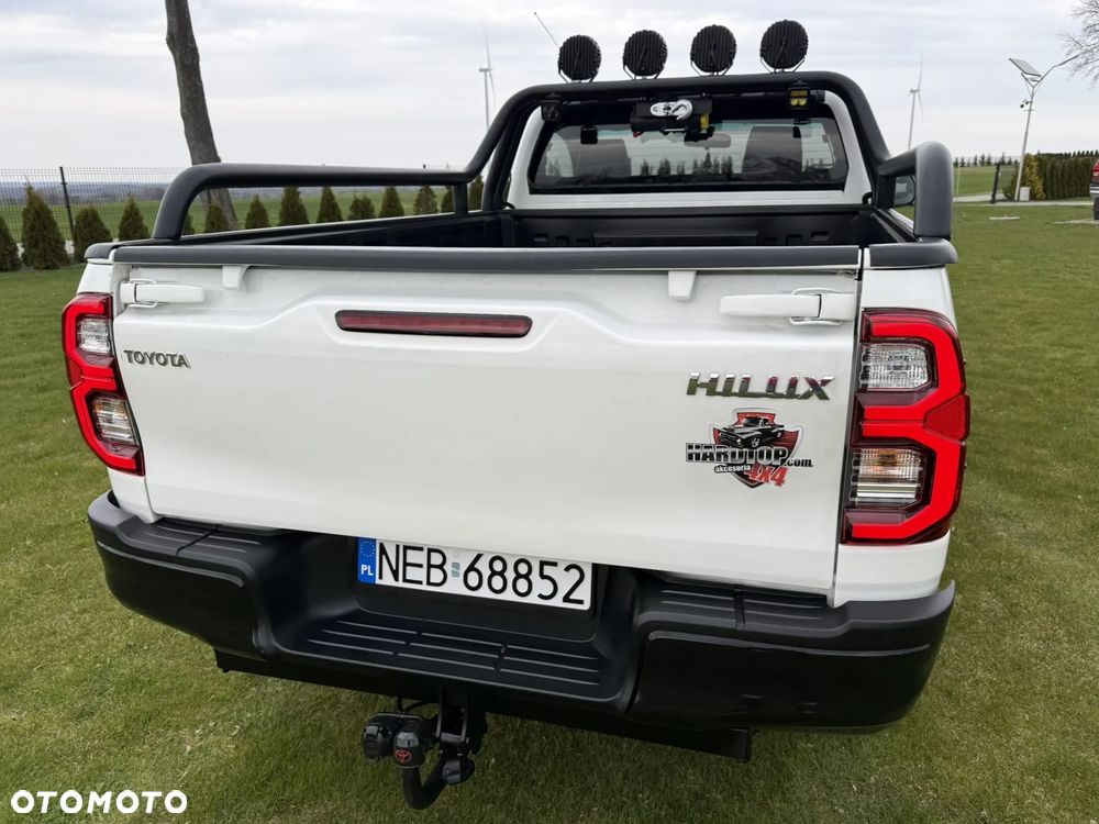Toyota Hilux - 6