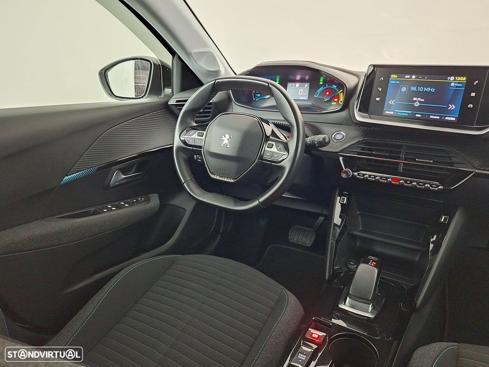Peugeot e-208 E-Style - 13