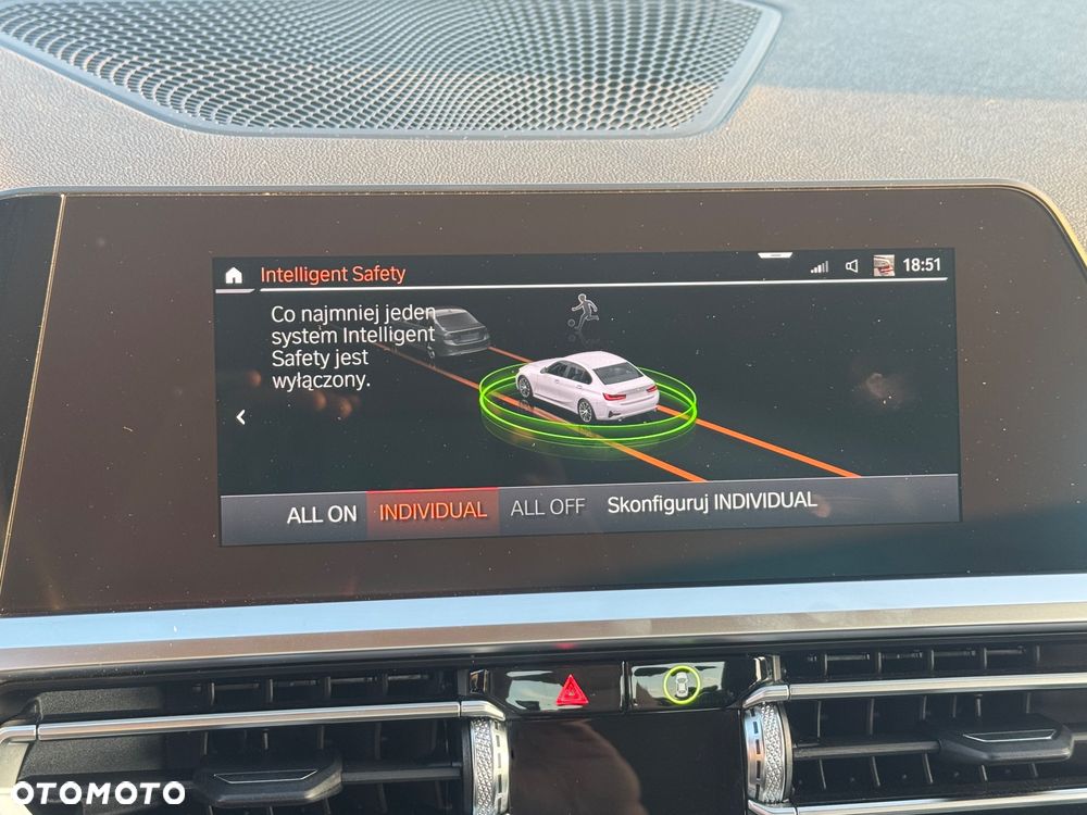 BMW Seria 3 318i Sport Line sport - 29