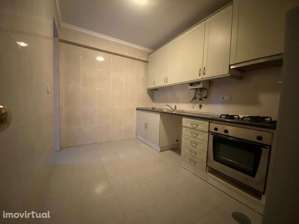 Apartamento T2 em Esgueira - Sem Mobília - Grande imagem: 3/11
