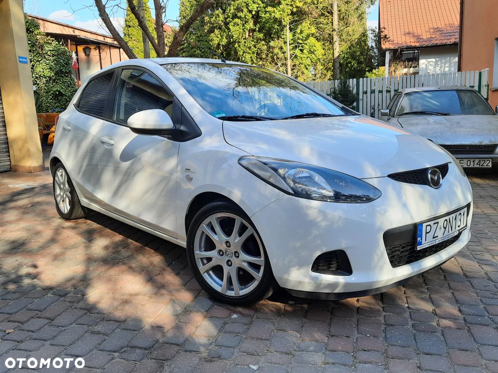 Mazda 2 - 9