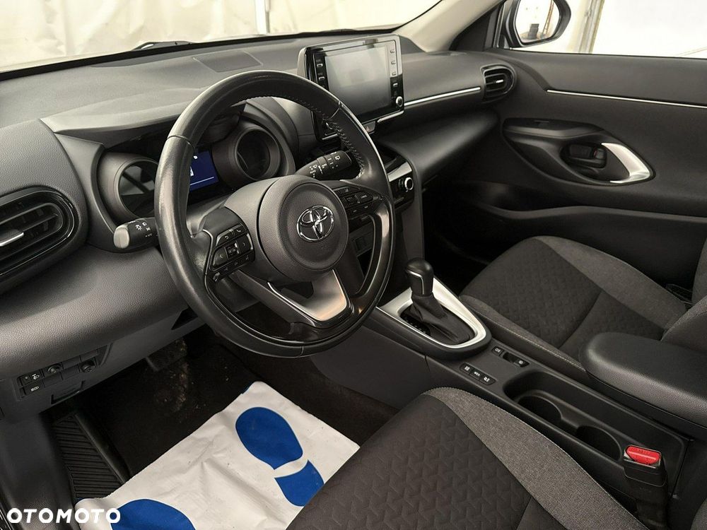 Toyota Yaris Cross - 13