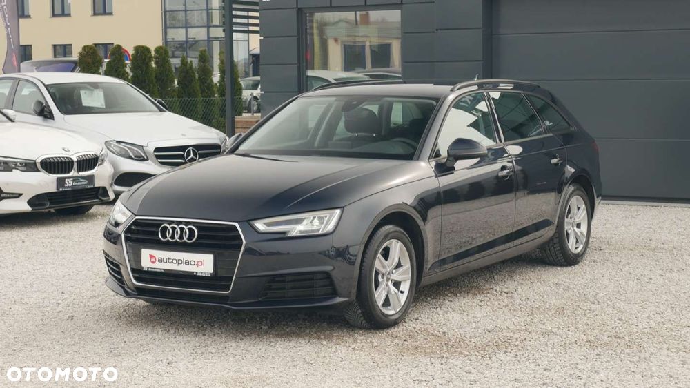 Audi A4 Avant - 4