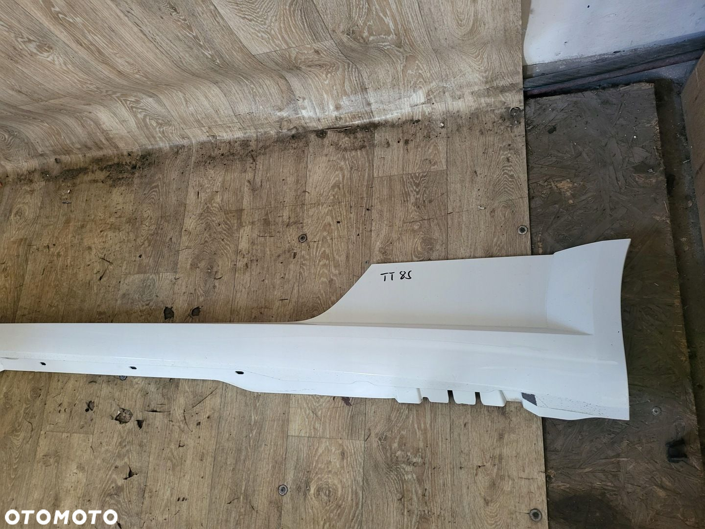 Nakładka Progu Lew AUDI TT 8S 2015- LY9C 8S0853855B - 2