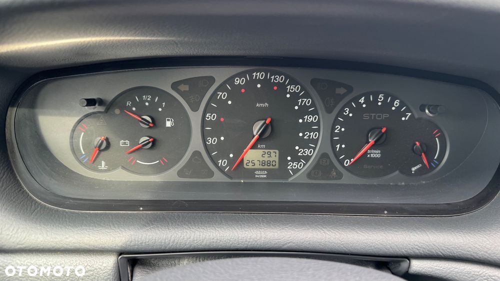 Citroën C5 1.8i 16V X - 5