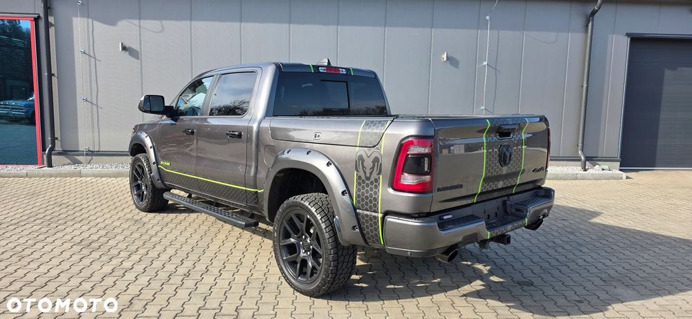 RAM 1500 5.7 Crew Cab Shortbed Laramie Black - 9