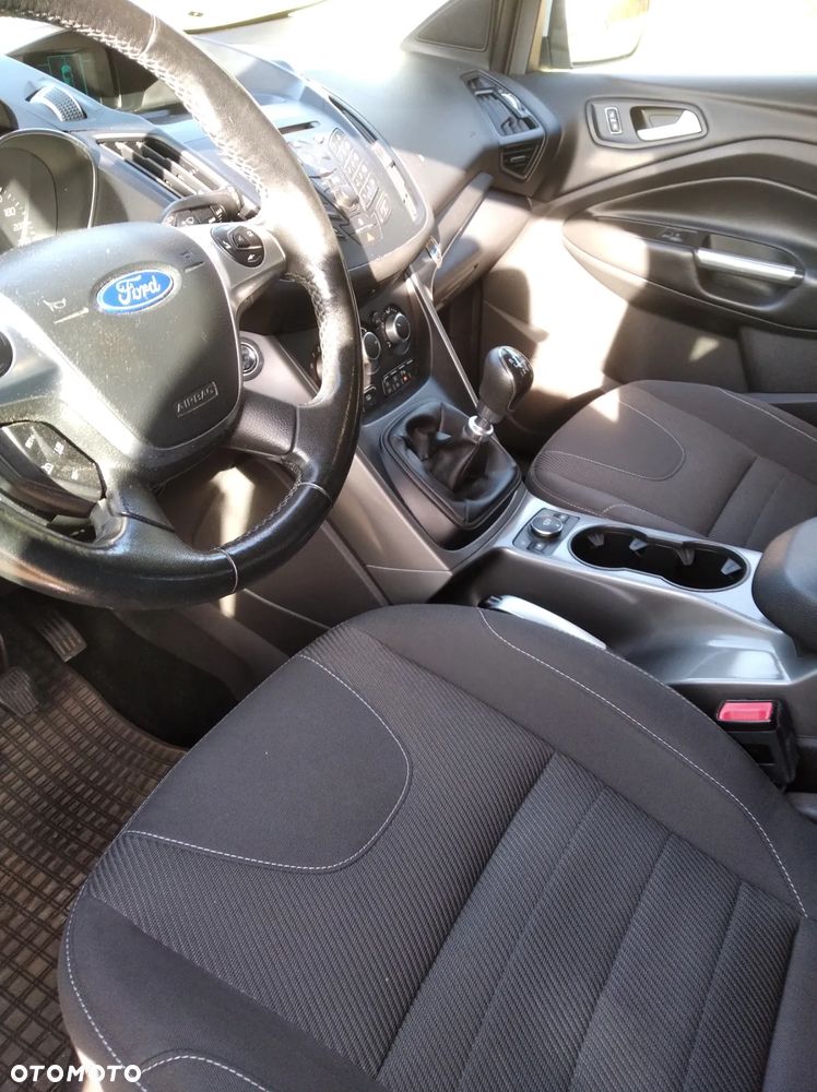 Ford Kuga 2.0 TDCi FWD Trend - 6